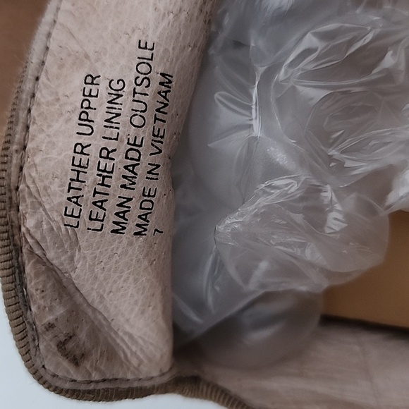 Birdies Tan and White Sneakers Sleek and Versatile - Picture 8 of 11